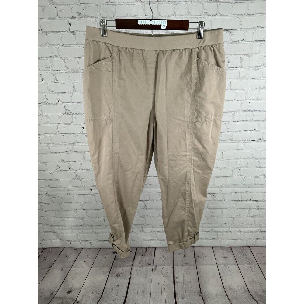 Chicos Tan Elastic Waist Pull On High Rise Roll Tab Pants Women’s M (34x26.5)